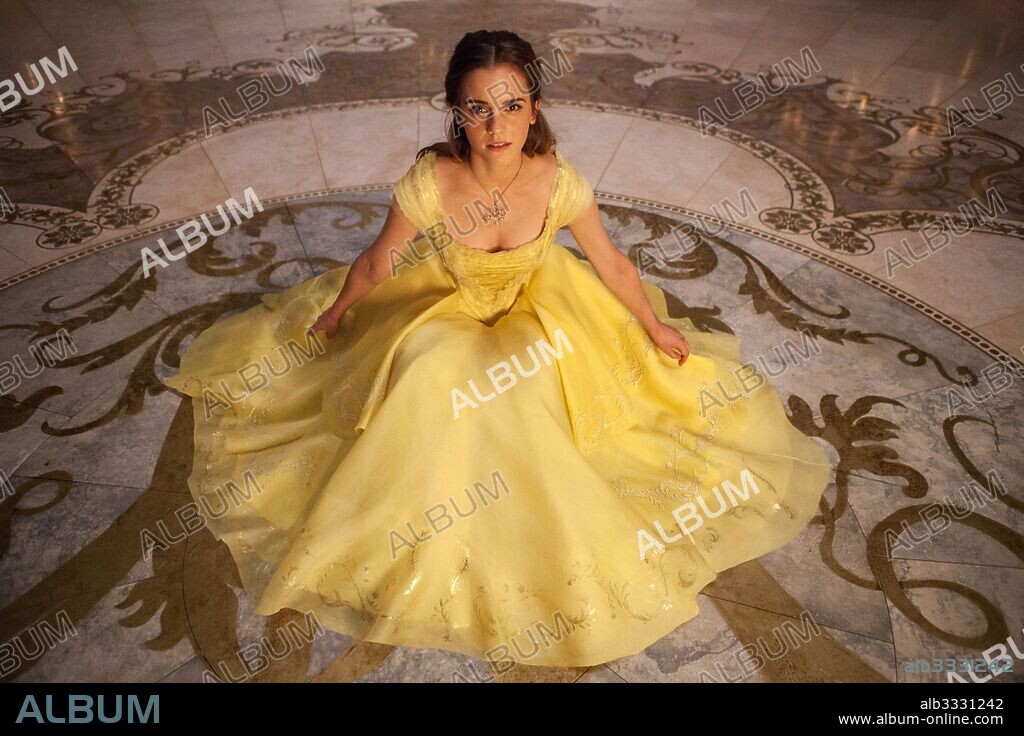 EMMA WATSON en LA BELLA Y LA BESTIA, 2017 (BEAUTY AND THE BEAST), dirigida por BILL CONDON. Copyright MANDEVILLES FILMS/WALT DISNEY PICTURES.