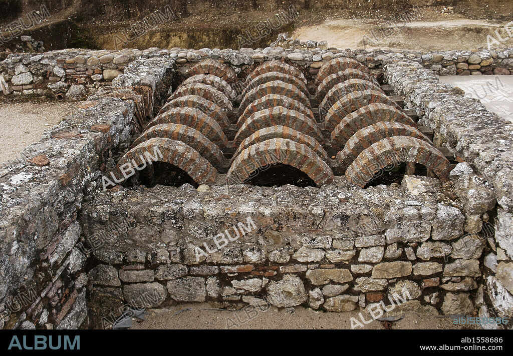 Portugal. Villa romana de Cardilio. Siglos I-IV. Termas. Sauna. Alrededores de Torres Novas.