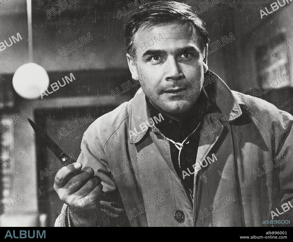 JOACHIM FUCHSBERGER in DIE WEISSE SPINNE, 1963, unter der Regie von HARALD REINL. Copyright HANS OPENHEIMER FILM.