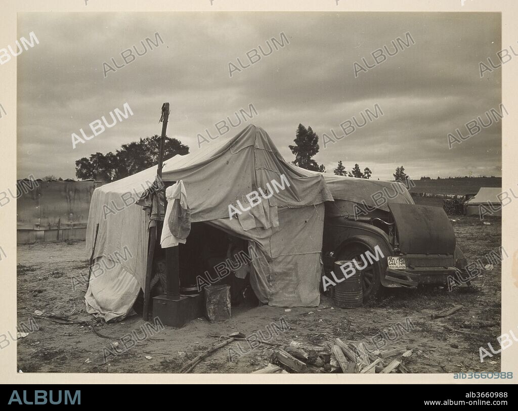 [Migrant Pea Picker's Makeshift Home, Nipomo, California]. Artist: Dorothea Lange (American, 1895-1965). Dimensions: 18.2 x 24.5 cm (7 3/16 x 9 5/8 in. ). Date: February 1936.