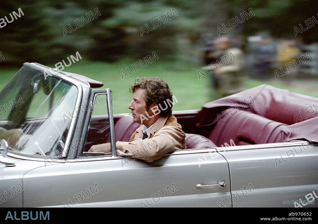 RICHARD GERE en LA GRAN ESTAFA, 2006 (THE HOAX), dirigida por LASSE HALLSTROM. Copyright MIRAMAX FILMS.