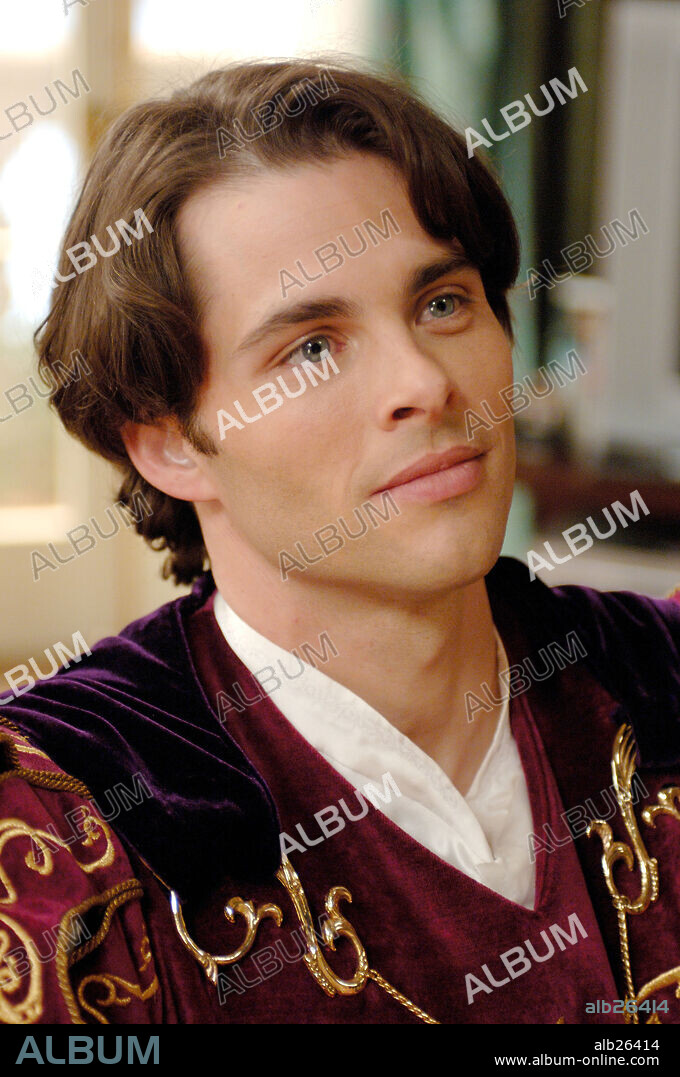 JAMES MARSDEN in ENCHANTED, 2007, directed by KEVIN LIMA. Copyright WALT DISNEY PICTURES / WETCHER, BARRY.