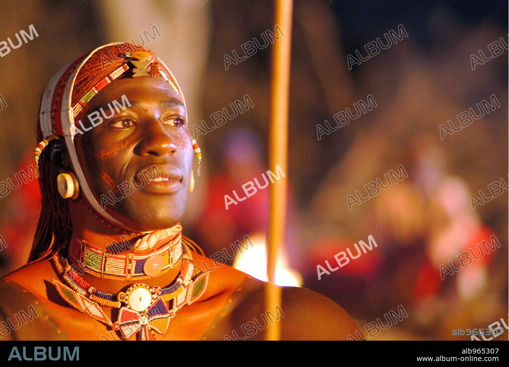 JACKY IDO en LA MASAI BLANCA, 2005 (DIE WEISSE MASSAI), dirigida por HERMINE HUNTGEBURTH. Copyright CONSTANTIN FILM.