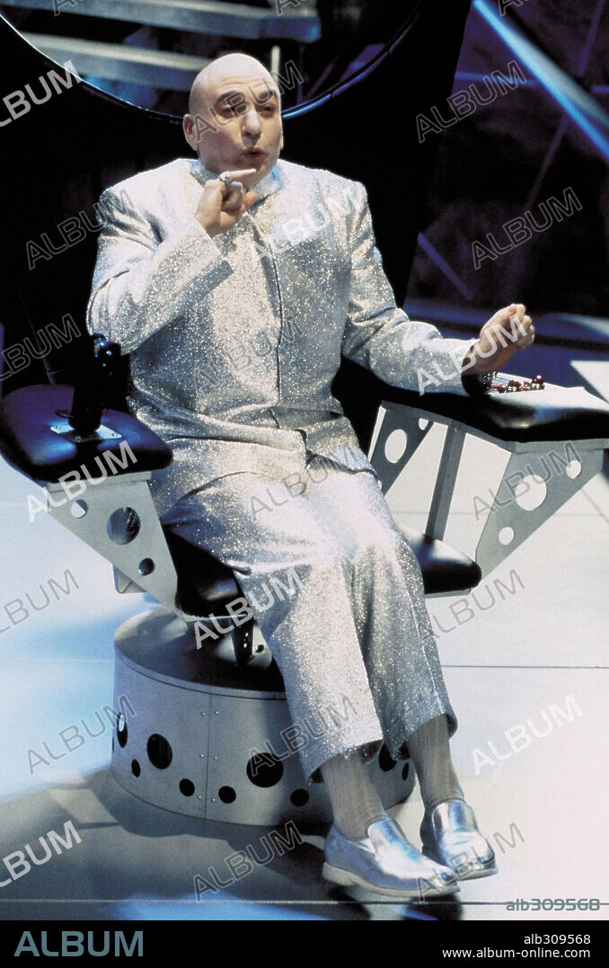 MIKE MYERS in AUSTIN POWERS, THE SPY WHO SHAGGED ME, 1999, directed by JAY ROACH. Copyright NEW LINE CINEMA / WRIGHT, KIMBERLY.