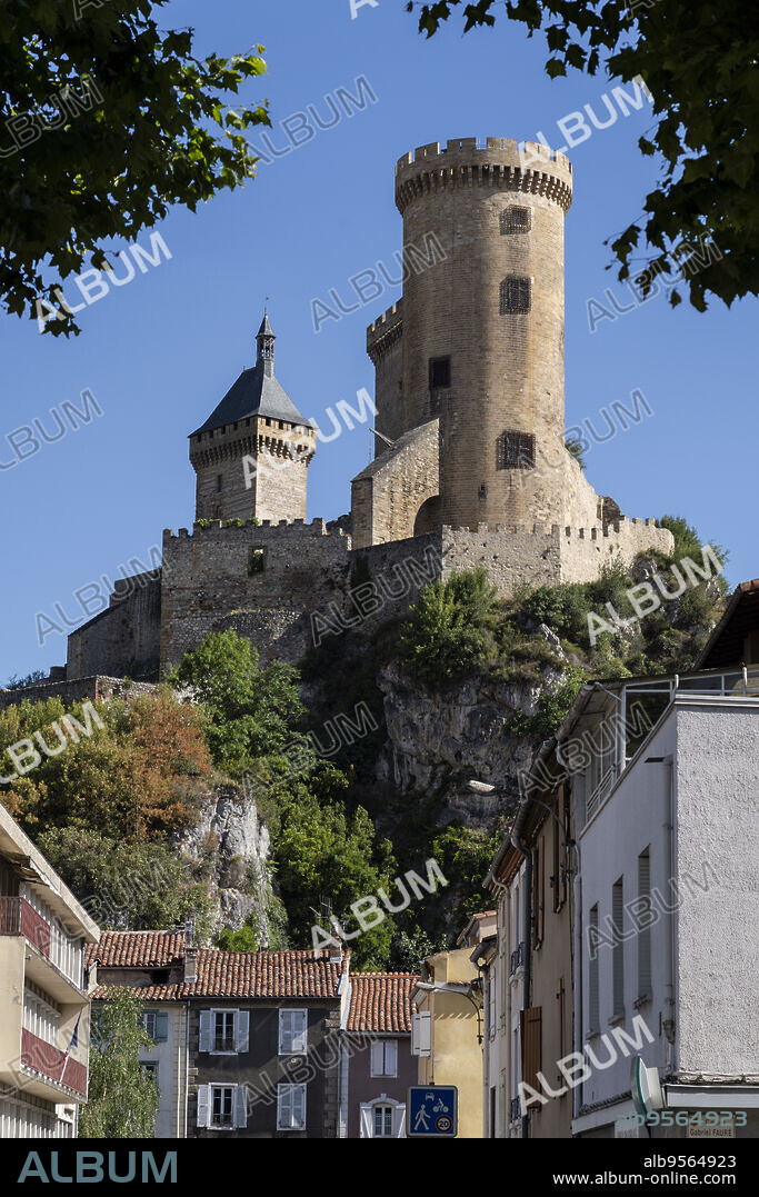 castle of Foix, 10th century, Foix, department of Ariège, Occitanie, Pyrenean mountain range, France.