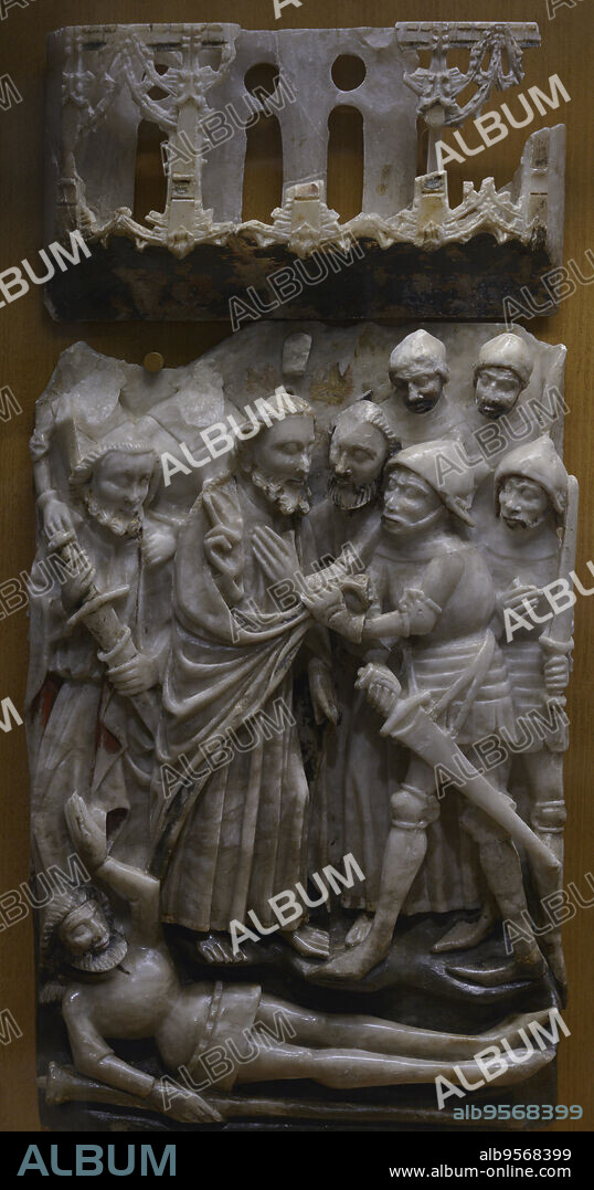 NOTTINGHAM WORKSHOPS. Relieve con la representación de una escena de la Pasión de Cristo, siglo XV. Beso de Judas y el Prendimiento de Cristo. Alabastro. Procedente de talleres de Nottingham (Inglaterra). Museo Arqueológico do Carmo. Lisboa. Portugal.