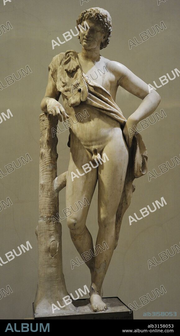 Arte romano. Sátiro en reposo. Copia romana del siglo II d. C. de un original griego del siglo IV a. C. de Praxíteles. Museo del Hermitage (The State Hermitage Museum). San Petersburgo. Rusia.