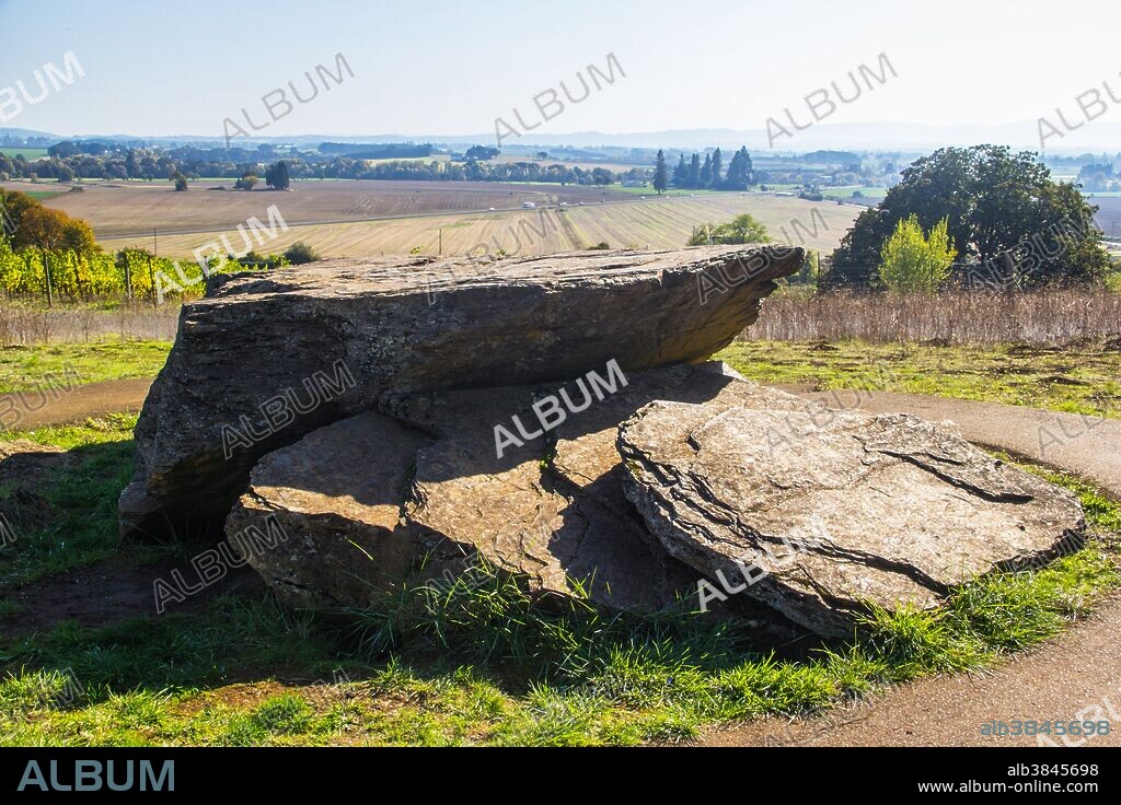 Erratic Rock is a huge boulder in Oregon's Willamette Valley. it is a glacial erratic that was rafted to i's current position on a chunk of ice during the missoula floods at the end of the last ice age.