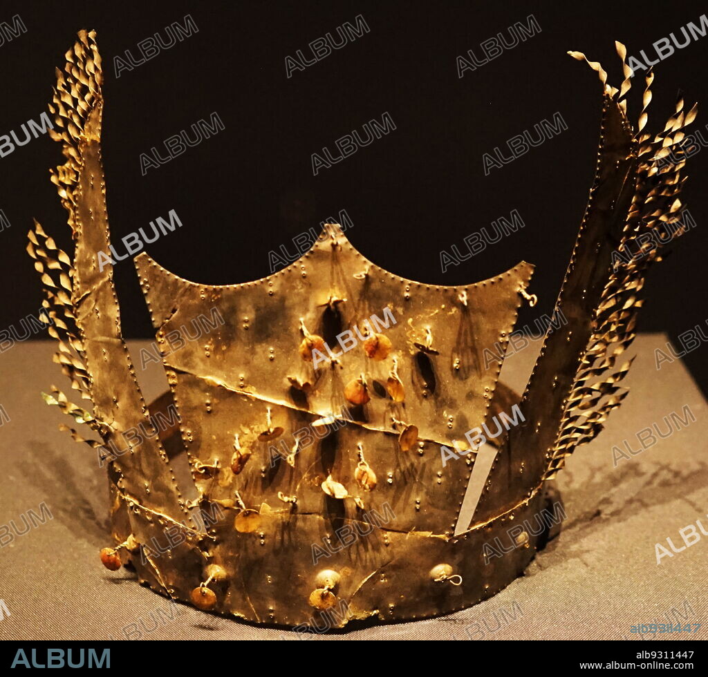 Silla kingdom, Korea: Silver Crown, 5th century. Silla (BC 57-935 AD) was one of the three Korean kingdoms along with Baekje and Goguryeo, and it was located in the southern and central parts of the Korean Peninsula.