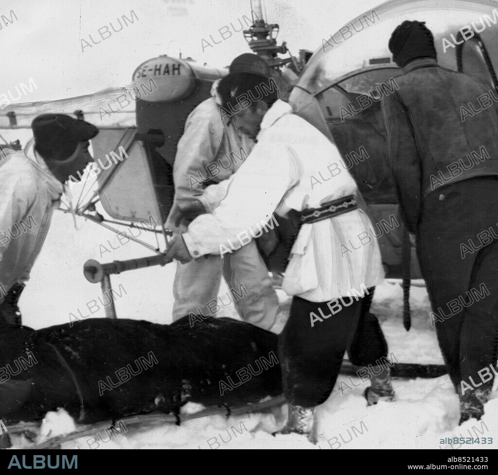ARKIV - 550130 Ripjägare Evert Stenmark räddas efter ha legat åtta dygn under snön då han råkade ut för ett snöskred i Tärnafjällen. Foto: TT Kod: 190 COPYRIGHT SCANPIX SWEDEN.