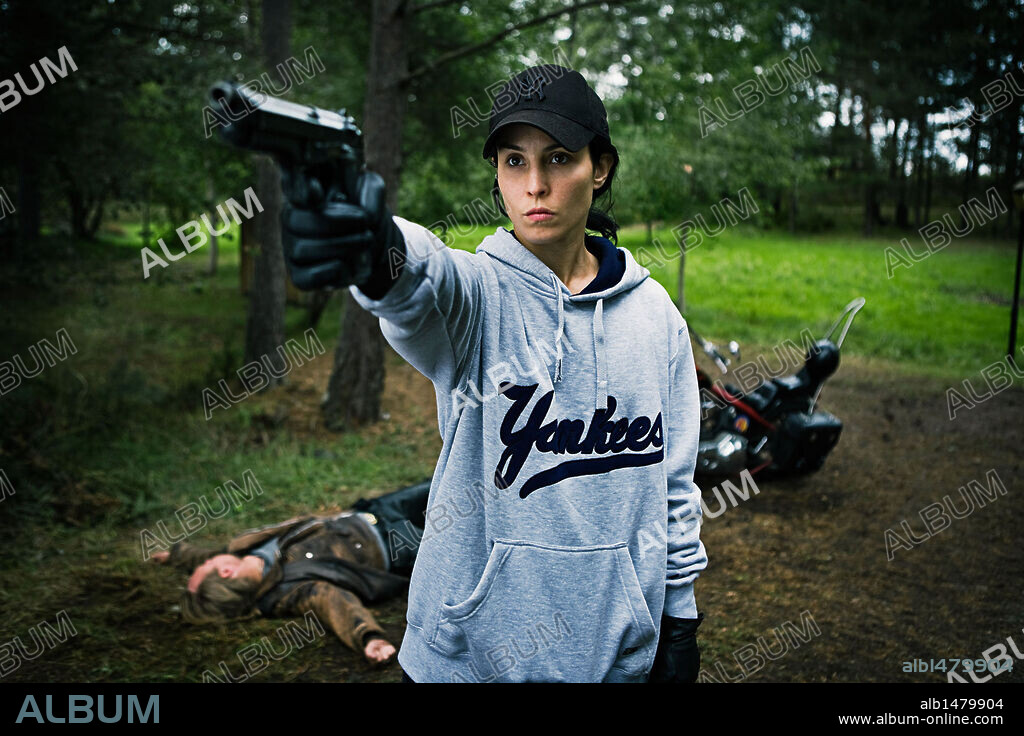 NOOMI RAPACE en MILLENNIUM 2: LA CHICA QUE SOÑABA CON UNA CERILLA Y UN BIDON DE GASOLINA, 2009 (FLICKAN SOM LEKTE MED ELDEN), dirigida por DANIEL ALFREDSON. Copyright ZDF ENTERPRISES.