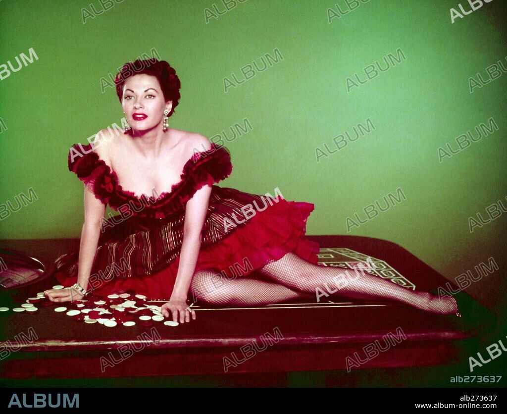 YVONNE DE CARLO in SCARLET ANGEL, 1952, directed by SIDNEY SALKOW. Copyright UNIVERSAL PICTURES.