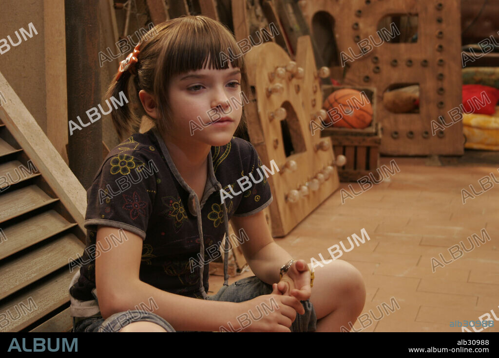 ELISA DRABBEN en LOS TOTENWACKERS, 2007, dirigida por IBON CORMENZANA. Copyright ARCADIA MOTION PICTURES/FILMANOVA INVEST/FUTURE FILMS LTD.