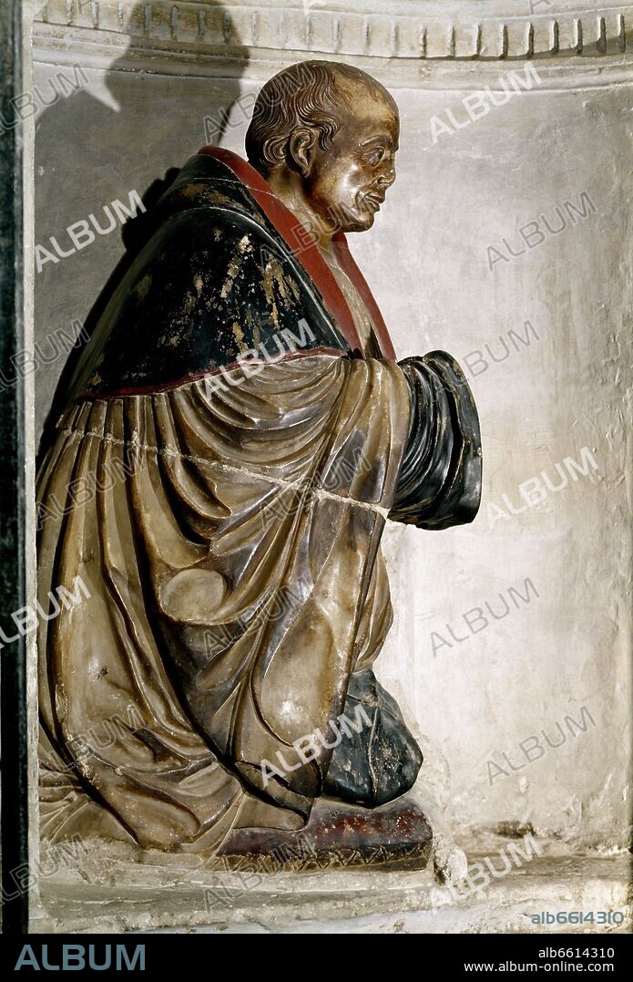 MARTIN DE SANTANGEL ORANTE - CANONIGO DE LA SEO DE HUESCA- TALLA DE ALABASTRO DEL S XVI.