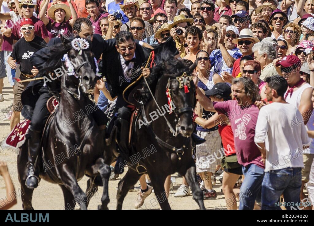 Pruebas de los juegos del Pla, Fiestas de Sant Joan. Ciutadella.Menorca,Islas Baleares,españa.