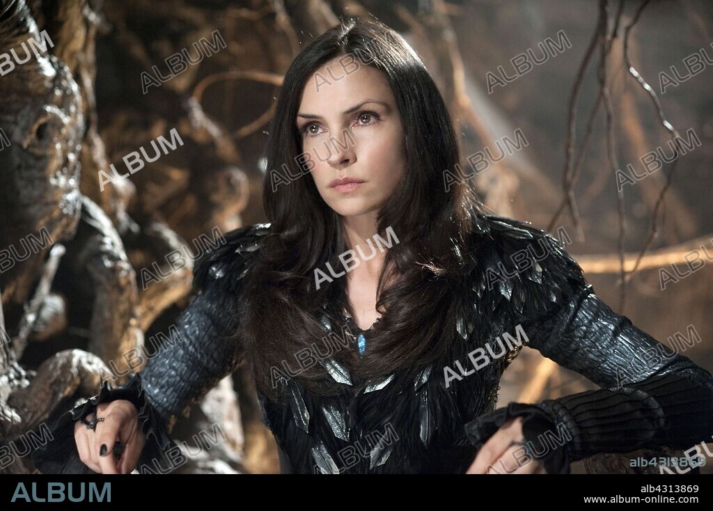 FAMKE JANSSEN in HANSEL & GRETEL: WITCH HUNTERS, 2013, directed by TOMMY WIRKOLA. Copyright PARAMOUNT PICTURES.