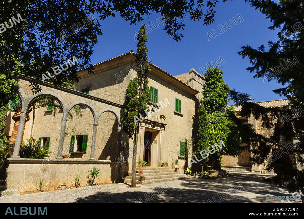 Santuario de Nostra Senyora de Cura, ubicado en el Puig de Cura, Pla de Mallorca, Mallorca,Islas Baleares, España.