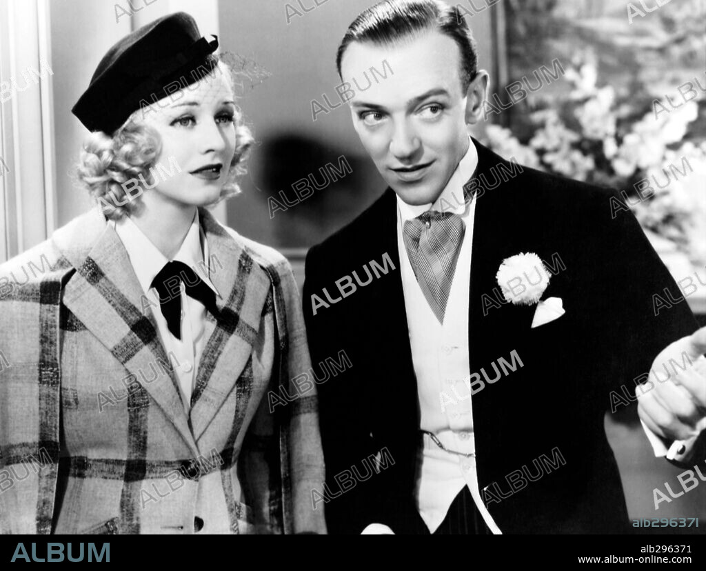 FRED ASTAIRE y GINGER ROGERS en LA ALEGRE DIVORCIADA, 1934 (THE GAY DIVORCEE), dirigida por MARK SANDRICH. Copyright RKO.