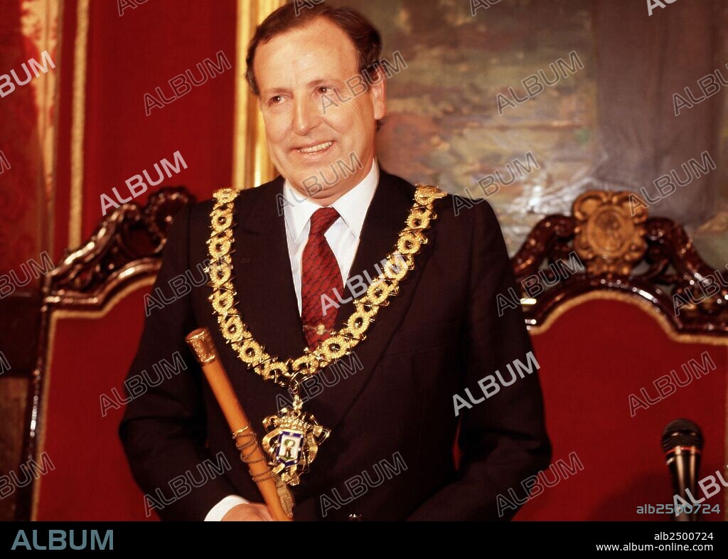 ALVAREZ DEL MANZANO, JOSE MARIA. POLITICO ESPAÑOL. FOTO DE LA TOMA DE POSESION COMO ALCALDE DE MADRID EN 1991. SFGP / © KORPA.