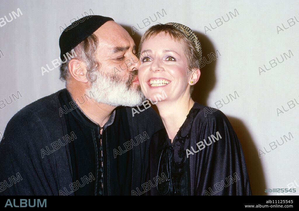 Wolfgang Reichmann and Nora von Collande in the play "Nathan the Wise", Germany 1988. (original german headline: Nathan der Weise).