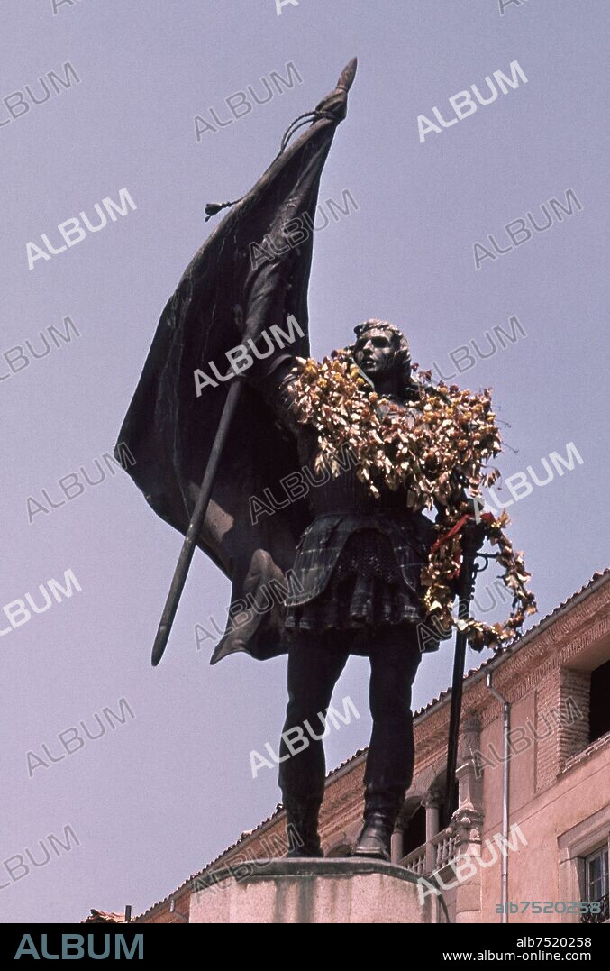 ANICETO MARINAS. MONUMENTO A JUAN BRAVO REALIZADO EN 1922 SITUADO EN LA PLAZA DE MEDINA DEL CAMPO DE SEGOVIA.