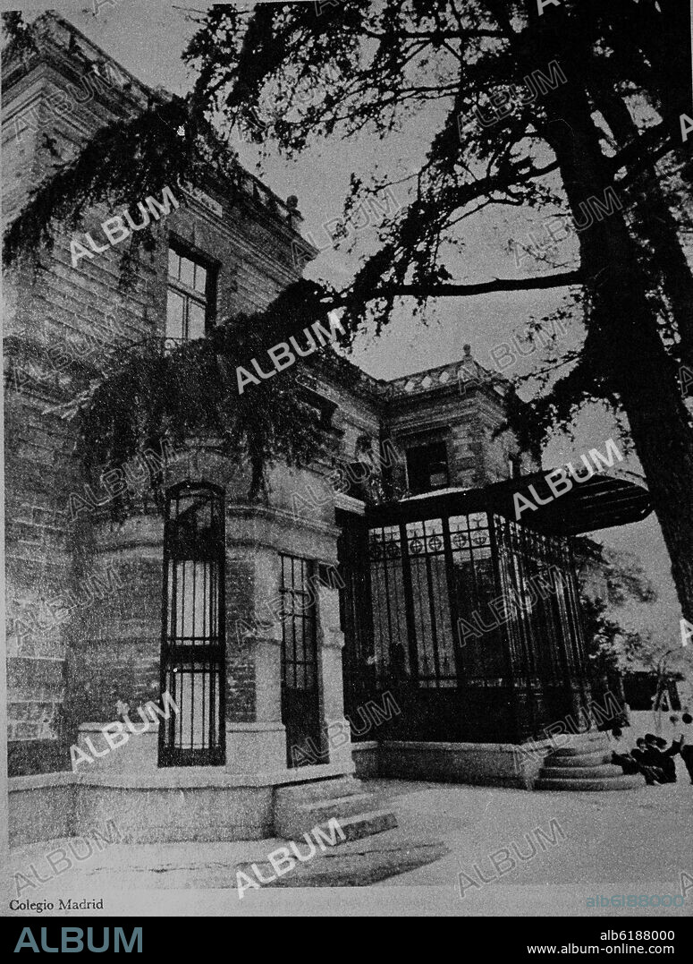 FACHADA DEL COLEGIO MADRID EN MEXICO D.F., UNO DE LOS LLAMADOS COLEGIOS DEL EXILIO, CREADO EN 1941 POR LOS PROPIOS EXILIADOS ESPAÑOLES.