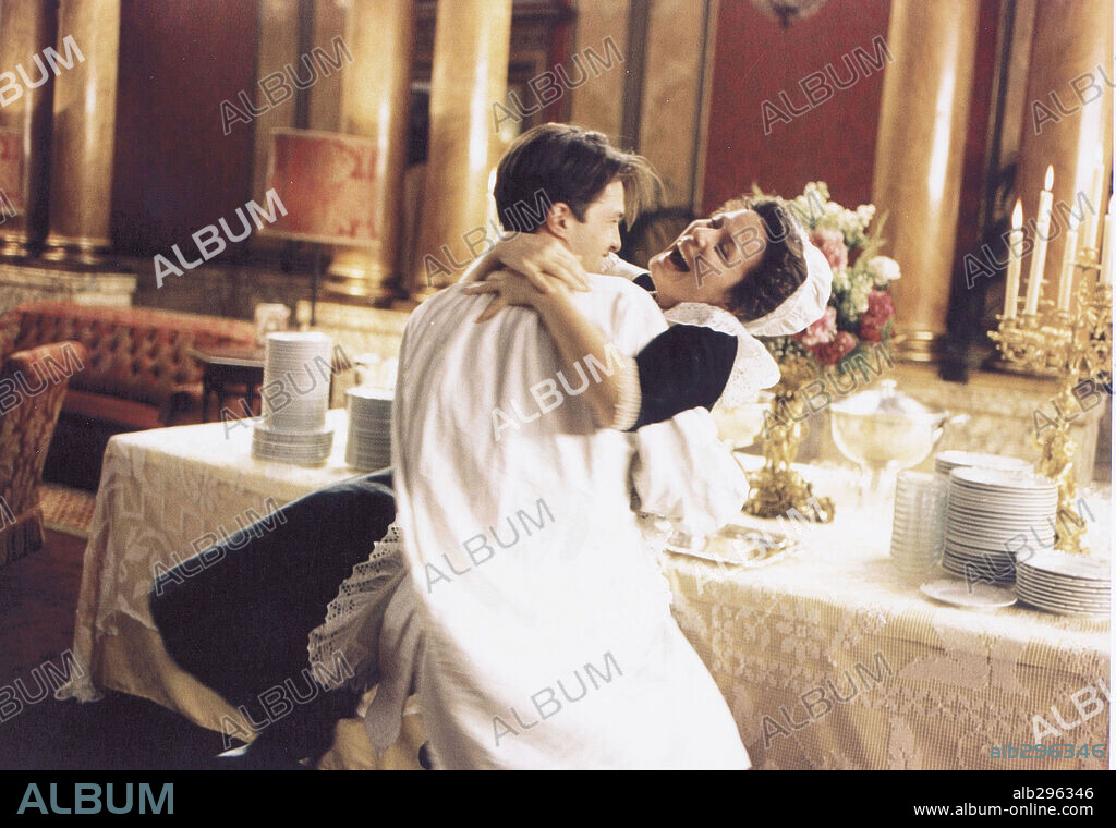 AITANA SANCHEZ-GIJON y OLIVIER MARTINEZ en LA CAMARERA DEL TITANIC, 1997 (LA FEMME DE CHAMBRE DU TITANIC), dirigida por JUAN JOSE BIGAS LUNA.