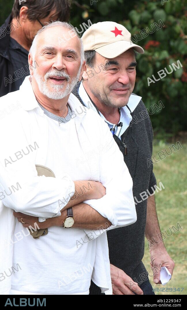 September 10 2009, New York City Actor Frank Langella and Director Oliver Stone on the set of the new movie 'Wall Street2, Money never sleeps' on September 10 2009 in New York City. 10/09/2009
