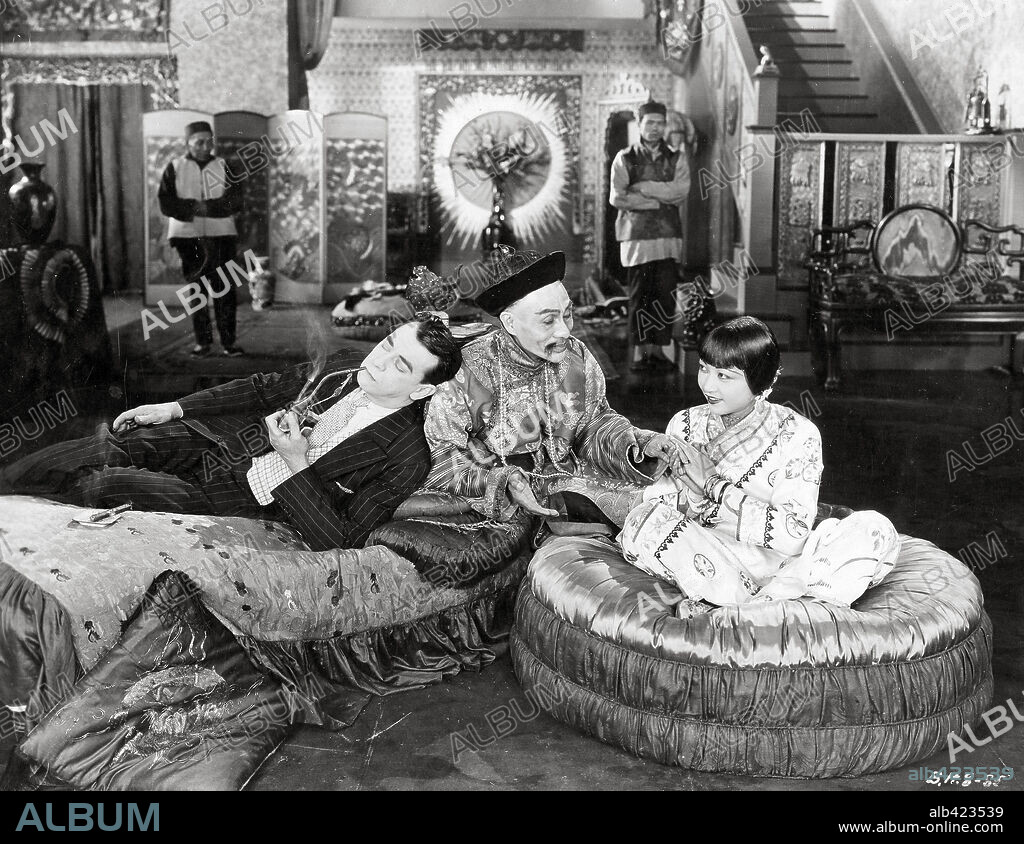 ANNA MAY WONG, JOHNNY HINES and SOJIN in CHINATOWN CHARLIE, 1928, directed by CHARLES HINES. Copyright FIRST NATIONAL.