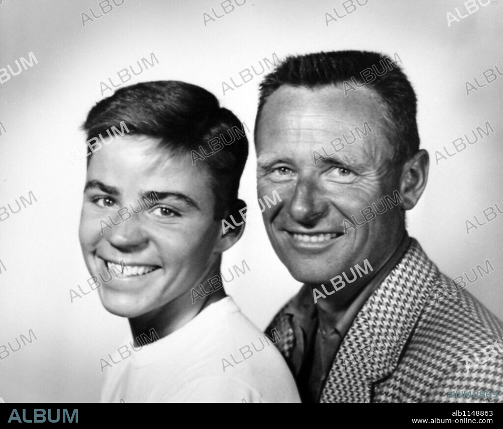 CHRISTOPHER ISHERWOOD and DON BACHARDY in CHRIS & DON. A LOVE STORY, 2007, directed by GUIDO SANTI and TINA MASCARA. Copyright ASPHALT STARS PRODUCTIONS.