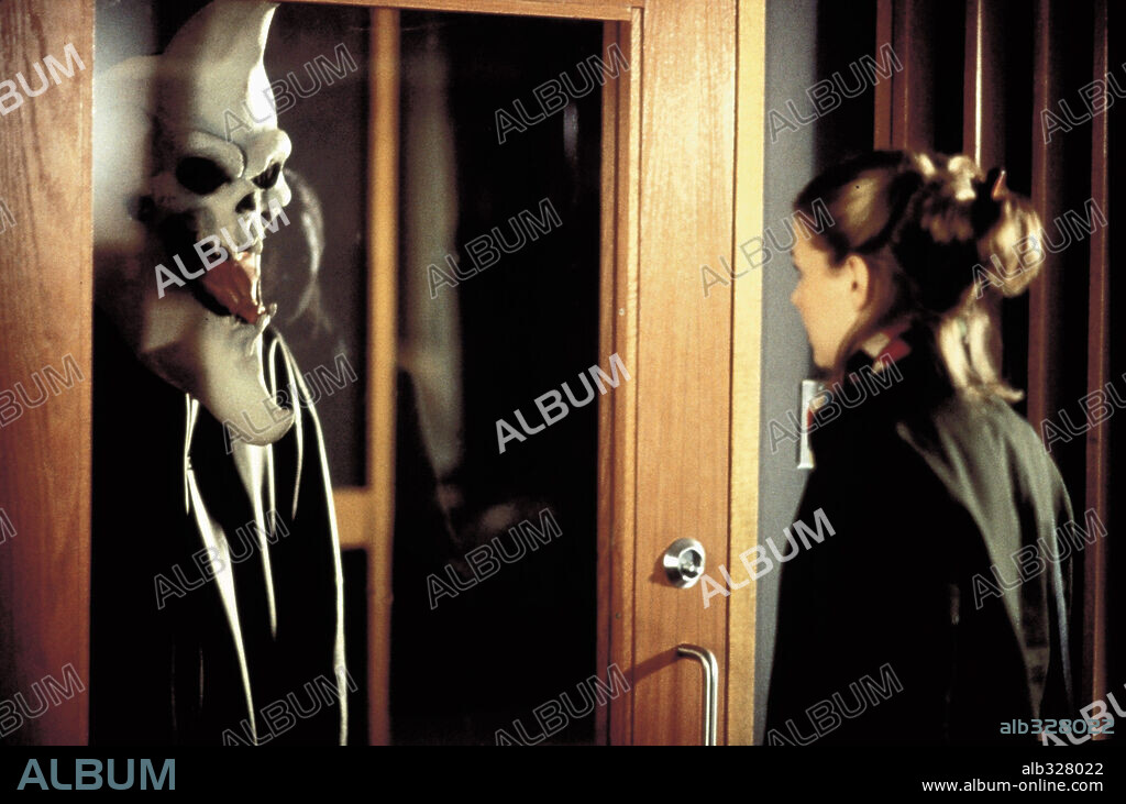 JENNIFER MORRISON en LEYENDA URBANA 2, 2000 (URBAN LEGENDS: FINAL CUT), dirigida por JOHN OTTMAN y THOMAS OTTMAN. Copyright PHOENIX PICTURES / GIBSON, MICHAEL.