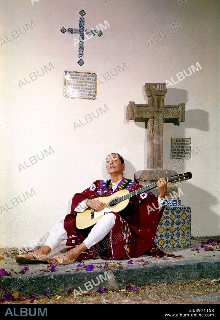 CHAVELA VARGAS en CHAVELA, 2017, dirigida por CATHERINE GUND y DARESHA KYI. Copyright AUBIN PICTURES.