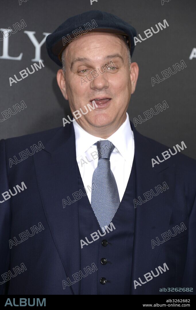 MIKE O'MALLEY. September 6, 2016 - New York, New York, USA - Mike O'Malley attends the 'Sully' New York premiere at Alice Tully Hall, Lincoln Center on September 6, 2016 in New York City. 06/09/2016