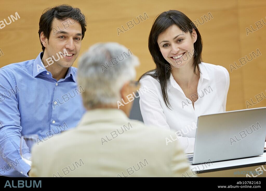 Interview, Coaching, Selling, Business, Donostia, San Sebastian, Basque Country, Spain.