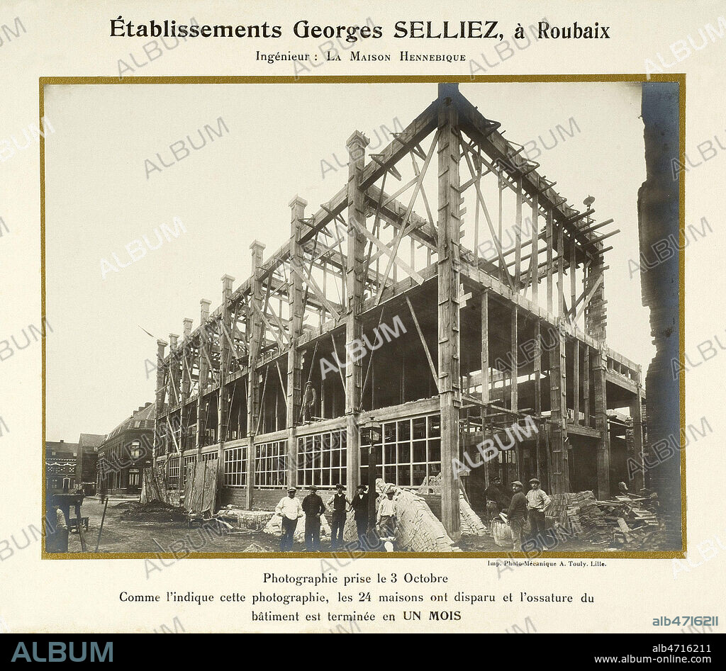Etablissement Georges Selliez a Roubaix par la maison Hennebique. L'ossature du batiment est terminee en un mois. Photographie anonyme vers 1930. Credit : Coll. Brice / KHARBINE-TAPABOR.
