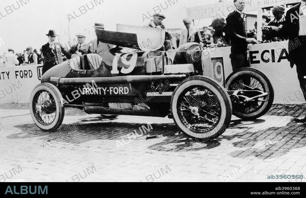 Ford 'Fronty-Ford', Indianapolis, Indiana, USA, 1922. Fronty-Fords consisted of a Ford Model T chassis with an engine produced by the Frontenac Motors Corporation of the Chevrolet brothers. The cars raced at Indianapolis in the early 1920s. The car pictured here was driven to 18th place by C Glenn Howard in the 1922 Indianapolis 500.