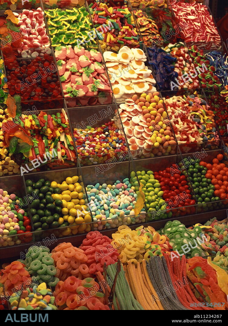 Sweets, La Boqueria market, Las Ramblas, Barcelona, Catalonia, Spain, Europe.