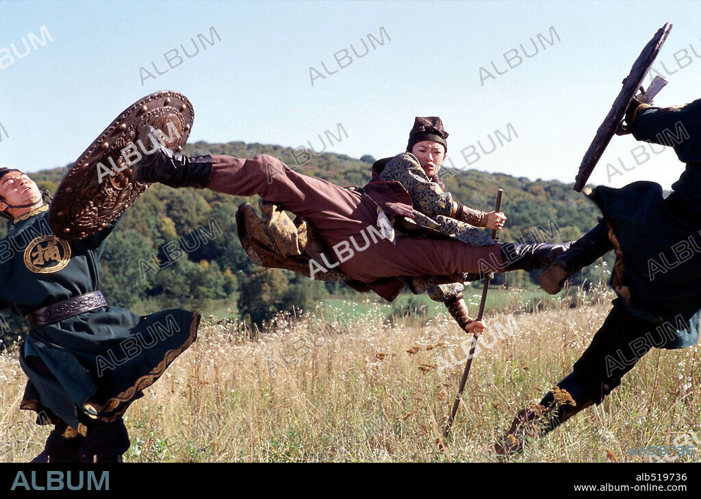 ZIYI ZHANG in HOUSE OF FLYING DAGGERS, 2004 (SHI MIAN MAI FU), directed by YIMOU ZHANG. Copyright BEIJING NEW PICTURES FILM CO/CHINA FILM CO-PRODUCTION CORPOR.