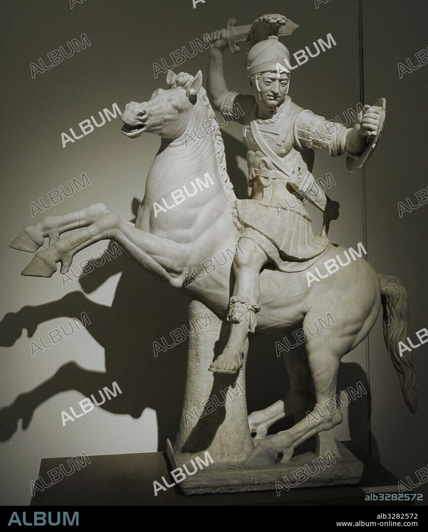 Guerrero a caballo. Réplica del siglo II d. C. de un original griego del siglo II a. C. Museo Arqueológico Nacional. Nápoles. Italia.
