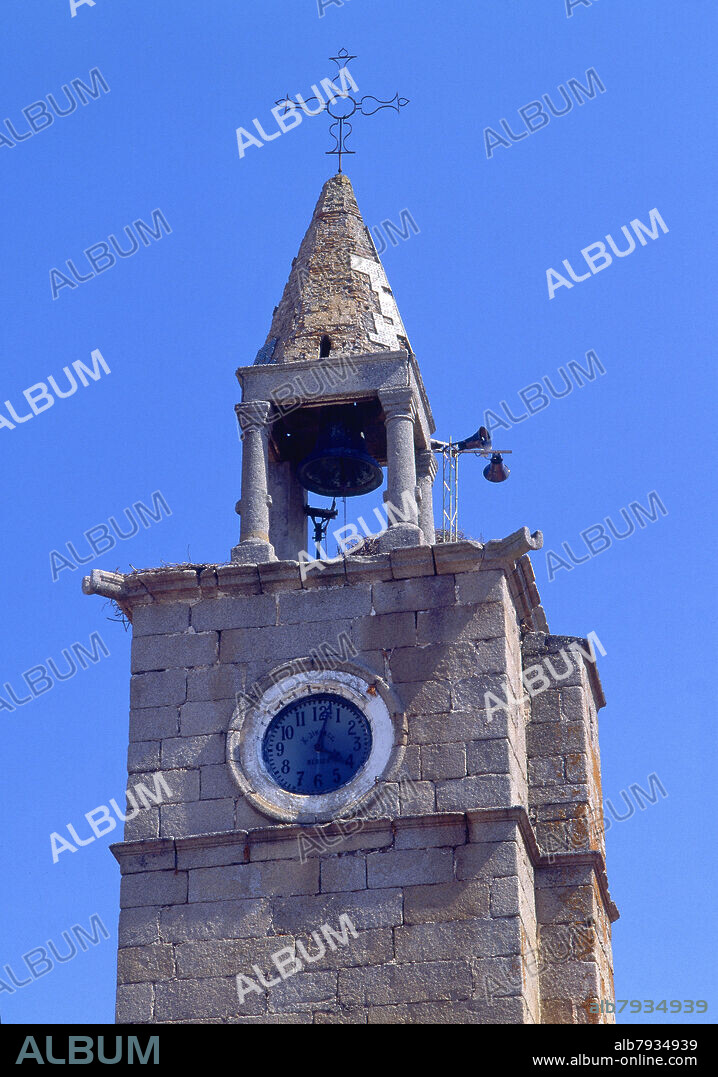EXTERIOR-DET SUPERIOR DE LA TORRE DEL RELOJ - SIGLO XVI.