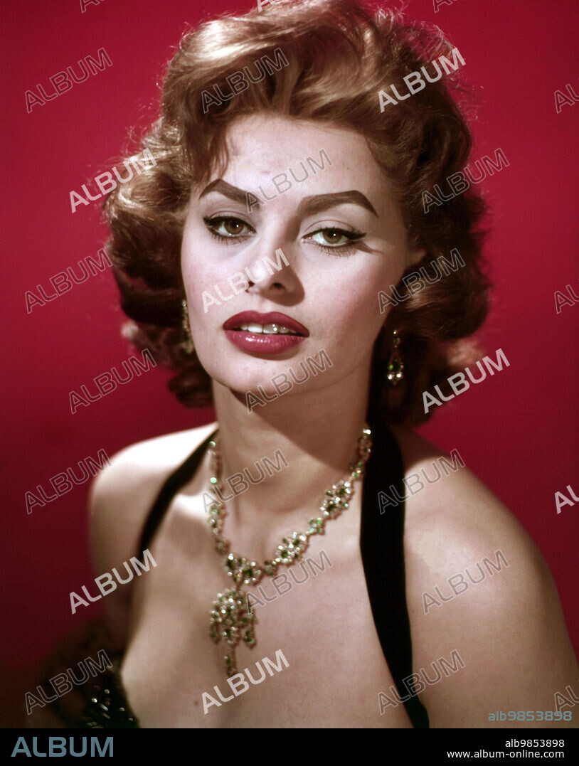LOREN SOPHIA / LOREN SOFIA 1934/. SOPHIA LOREN in HOUSEBOAT, 1958, unter der Regie von MELVILLE SHAVELSON. Copyright PARAMOUNT PICTURES.
