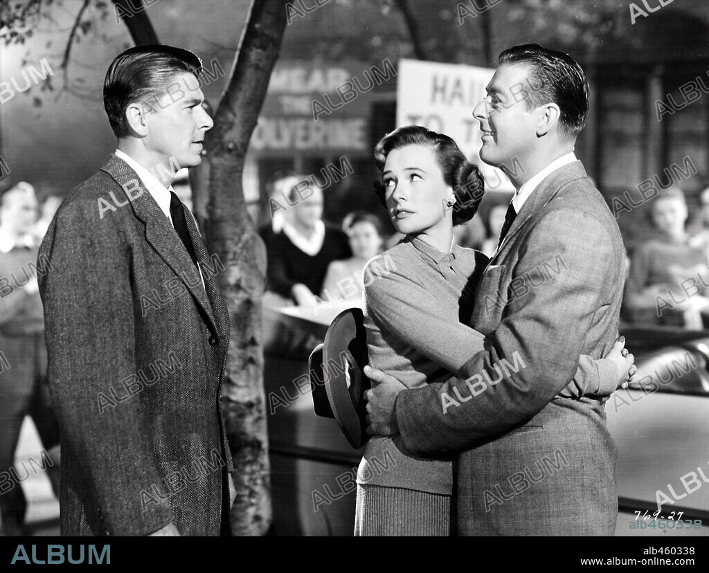DON DEFORE, PHYLLIS THAXTER and RONALD REAGAN in SHE'S WORKING HER WAY THROUGH COLLEGE, 1952, directed by H. BRUCE HUMBERSTONE. Copyright WARNER BROTHERS.
