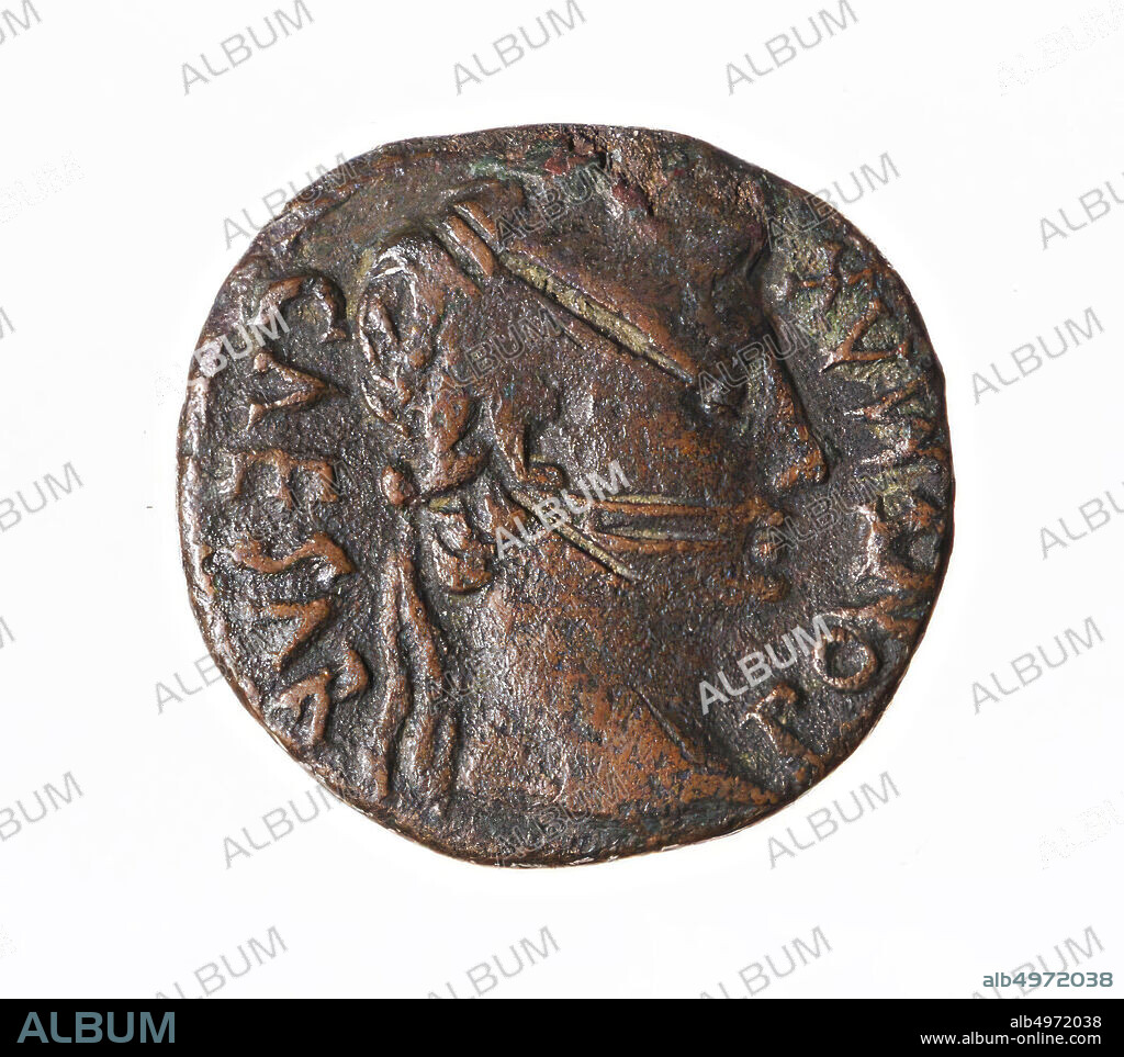Vz: laurelled head n.r., CAESAR PONT MAX, Kz: altar of Lyon, ROM ET AUG, coin, axle, August, metal, copper, Diam. 26 mm, wt. 9.25 gr, Roman BC 8-3, the Netherlands, Gelderland, Nijmegen, Nijmegen.