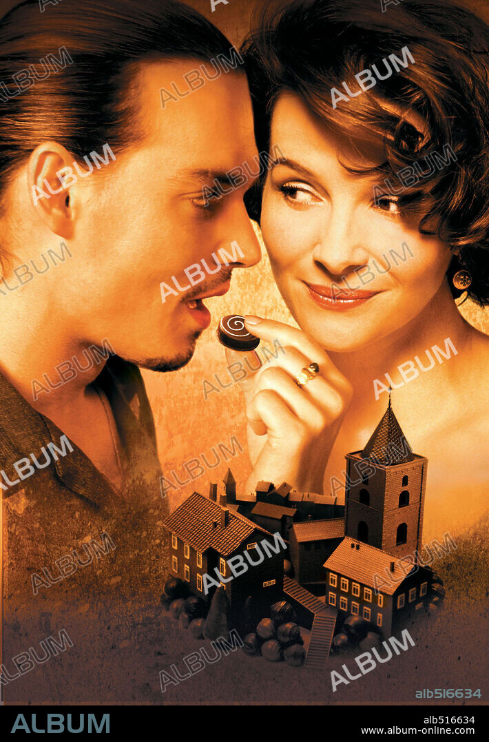 JOHNNY DEPP and JULIETTE BINOCHE in CHOCOLAT, 2000, directed by LASSE HALLSTROM. Copyright MIRAMAX FILMS.