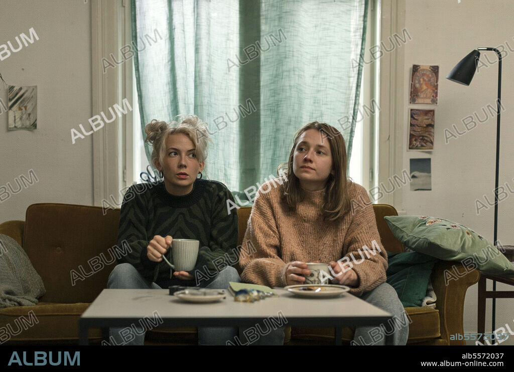 KRISTINE KUJATH THORP und TORA CHRISTINE DIETRICHSON in NINJABABY, 2021, unter der Regie von YNGVILD SVE FLIKKE. Copyright MOTLYS.
