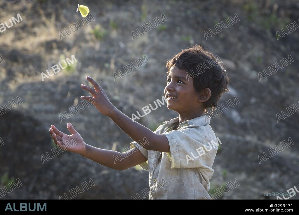 SUNNY PAWAR dans LION, 2016, réalisé par GARTH DAVIS. Copyright SEE-SAW FILMS/AQUARIUS FILMS/SCREEN AUSTRALIA/SUNSTAR ENT.