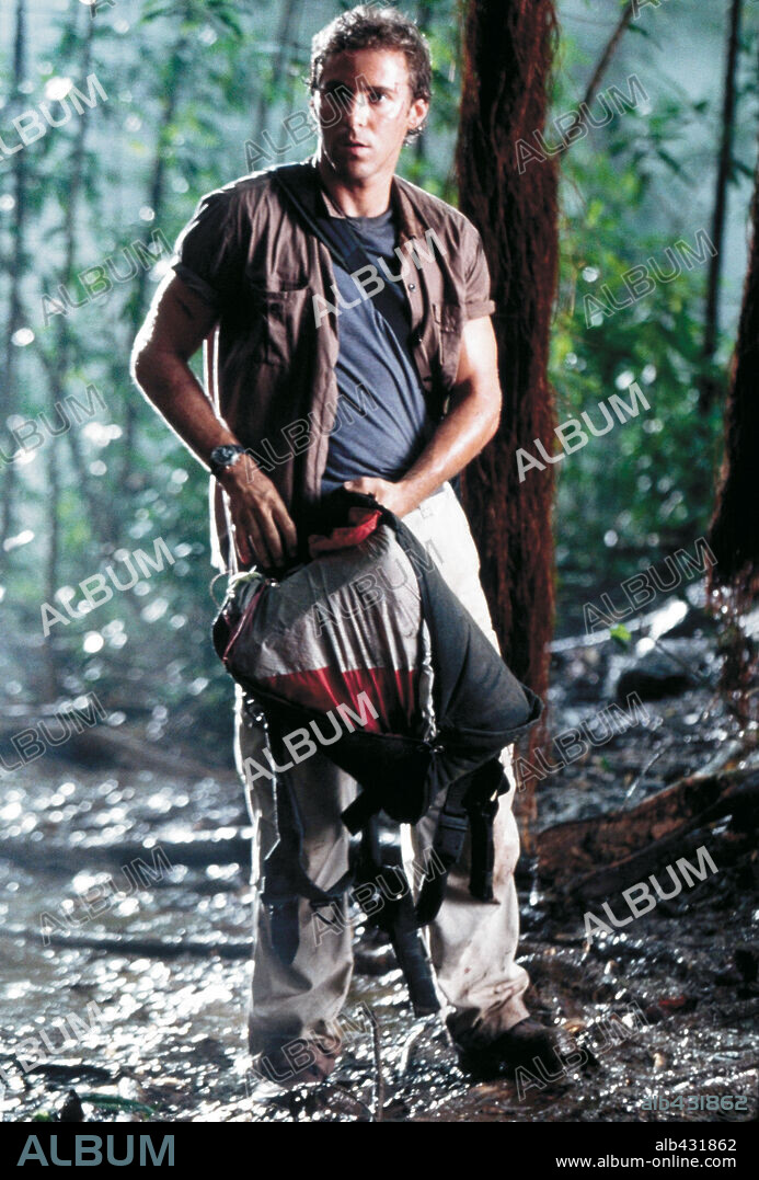 ALESSANDRO NIVOLA in JURASSIC PARK III, 2001, directed by JOE JOHNSTON. Copyright UNIVERSAL STUDIOS / ROSENTHAL, ZADE.