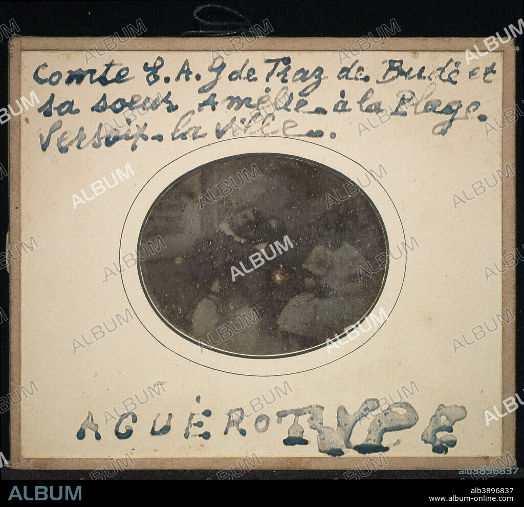 JEAN-GABRIEL EYNARD. [Portrait of two children] / [Comte Ernest Andre Gabriel de Traz de Budé et sa soeur Amélie]. Date/Period: Ca. 1843. Photograph. Daguerreotype (Cased object).