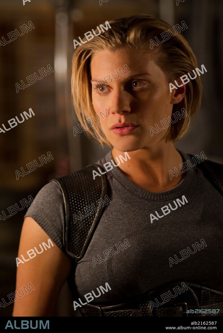 KATEE SACKHOFF in RIDDICK, 2013, directed by DAVID TWOHY. Copyright RADAR PICTURES.