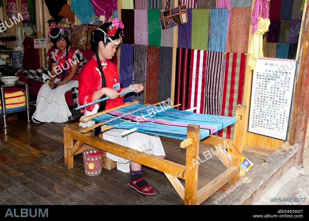 The Mosuo (also Moso or Musuo), but known often to themselves as the Na, are a small ethnic group living in Yunnan and Sichuan Provinces, close to the border with Tibet. With a population of approximately 40,000, most of them live in the Yongning region and around Lugu Lake, high in the Tibetan Himalayas. Although the Mosuo are culturally distinct from the Nakhi, the Chinese government places them as members of the Nakhi (aka Naxi) minority. The Old Town of Lijiang dates back more than 800 years and was once an important town on the old Tea Horse Road.